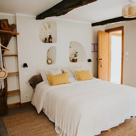 Le Moulin Camoula Guest house