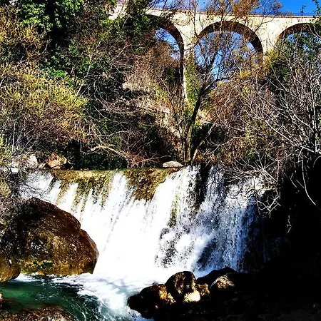 Pensión Le Moulin Camoula 3*